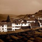 el-pueblo-de-checa-israel-jacobo-alcon-garcia-checa-bajo-la-lluvia